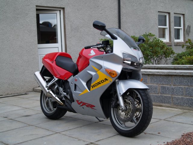 vfr800.jpg 
