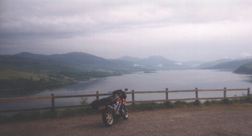 vfr_loch.jpg (42387 bytes)